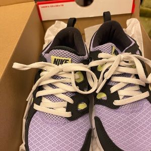 Girl Nike shoes brand new